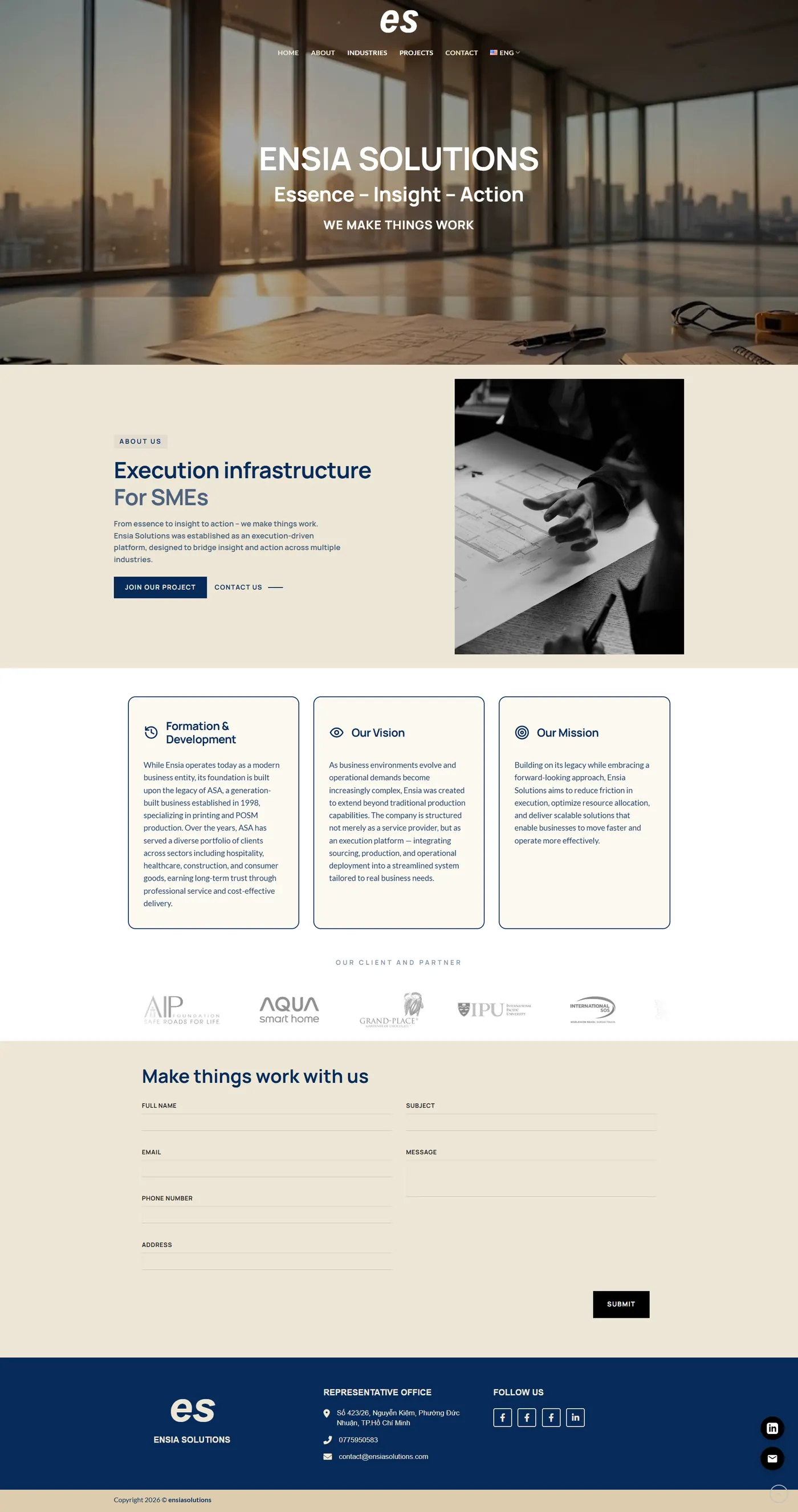 Ensia Solutions - Website công nghệ - dự án website do 72webops triển khai